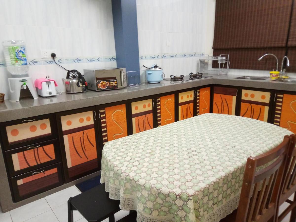 Aiman Homestay Port Dickson Buitenkant foto
