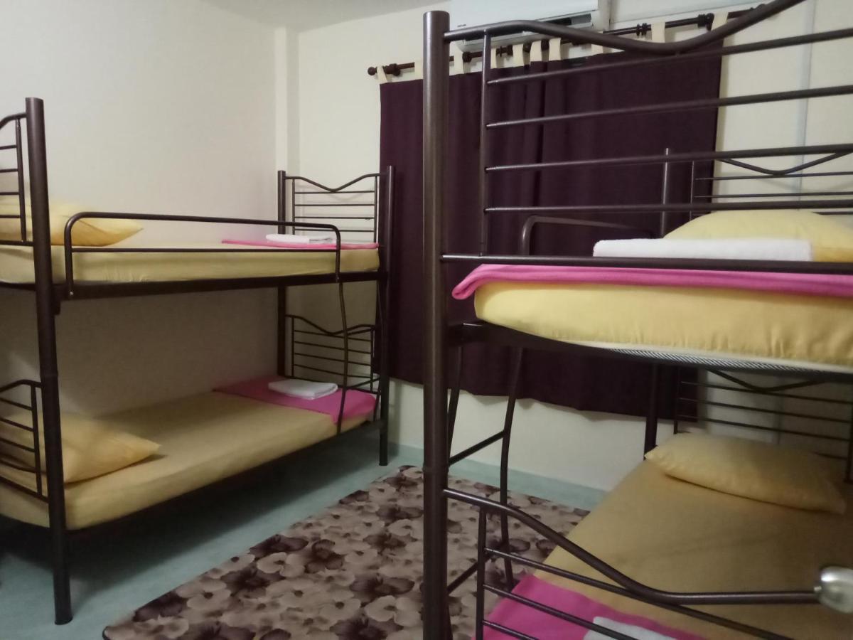Aiman Homestay Port Dickson Buitenkant foto