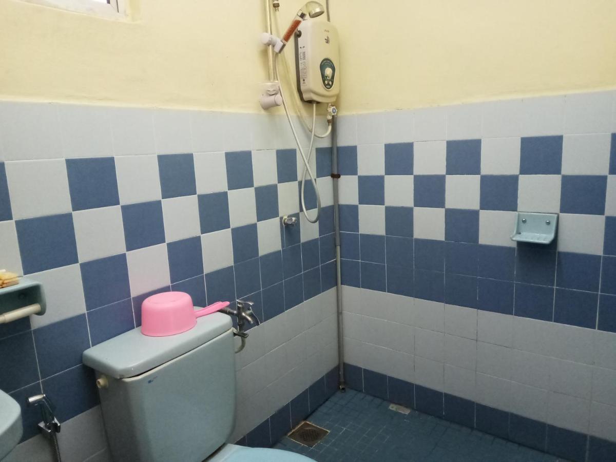 Aiman Homestay Port Dickson Buitenkant foto
